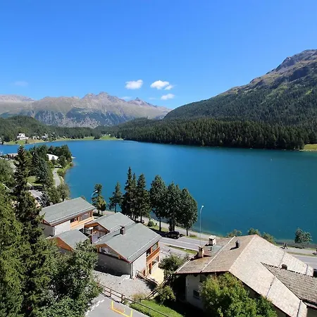 Traunter Via Apartment St. Moritz
